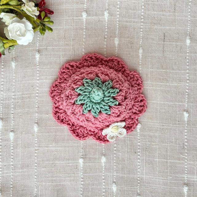 いちごの帽子 バケットハット風　うさぎ・小動物・ぬいぐるみ | 8枚目